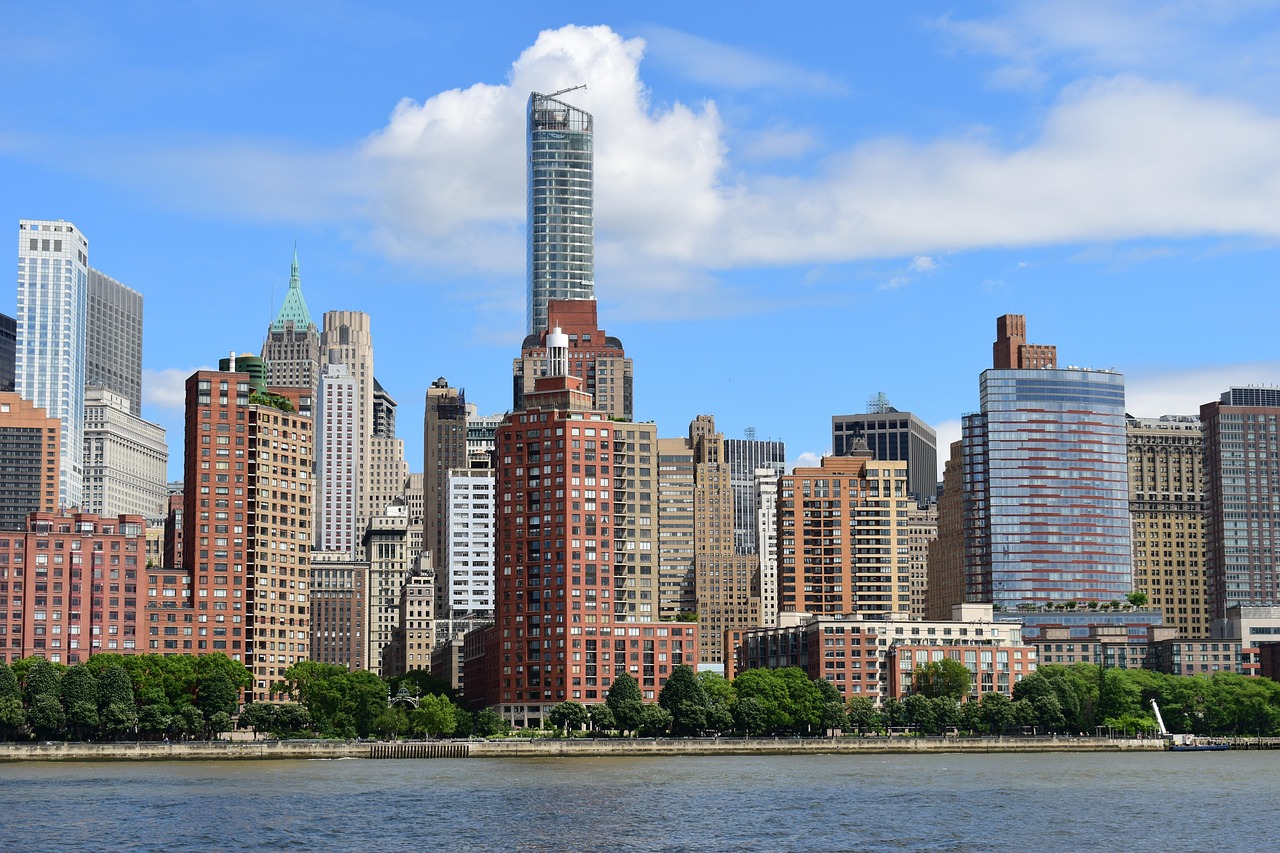 A major US infrastructure project like a bridge under construction